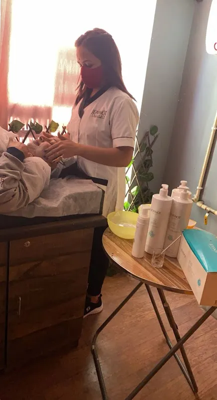 AMRAPALI BEAUTY SALON & MAKEUP STUDIO