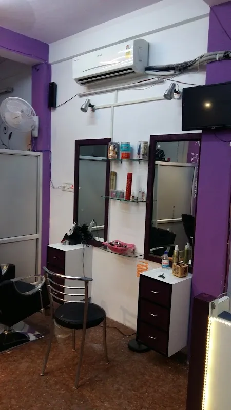 AMRAPALI BEAUTY SALON & MAKEUP STUDIO