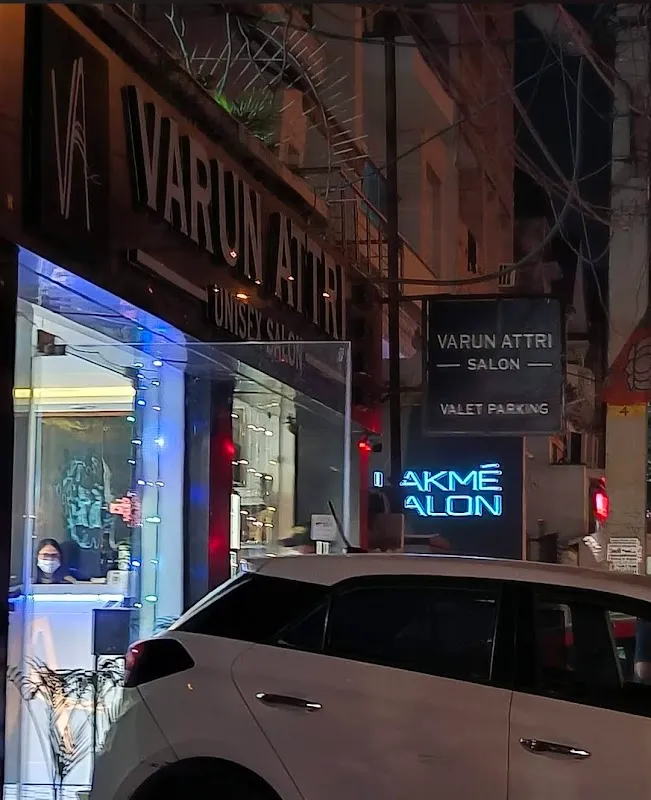 Varun Attri Unisex Salon | Makeup | Academy in Naraina, New Delhi