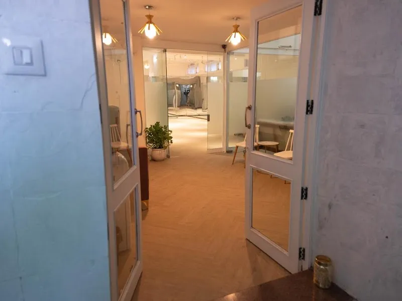 Yalloe Yoga Studio