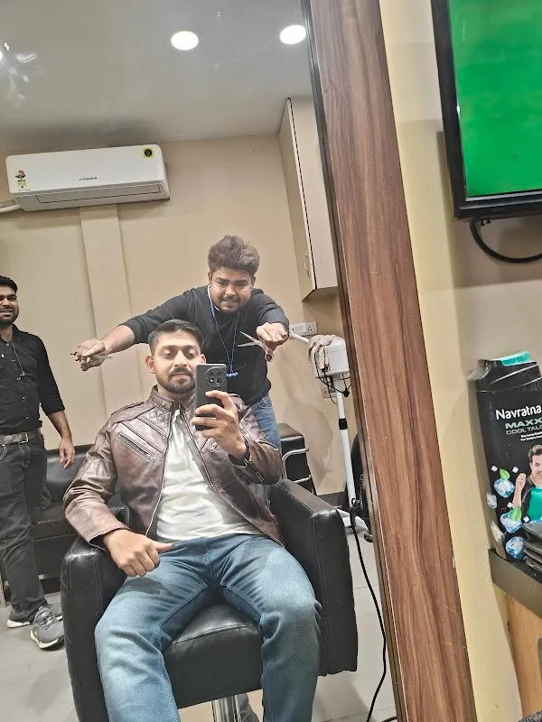 HAIRCRAFT UNISEX SALON