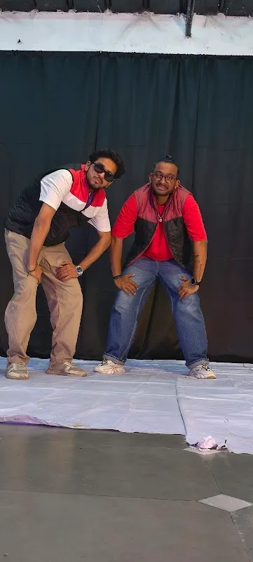 DANCE WITH SWAG STUDIO