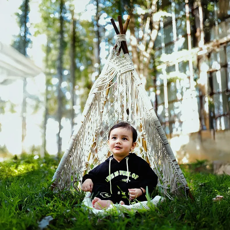JIVI DIGITAL PHOTO STUDIO (BEST MATERNITY, NEWBORN, BABY, TODDLER PHOTOSHOOT, ENGAGEMENT, WEDDING, BIRTHDAY POTOGRAPHY)