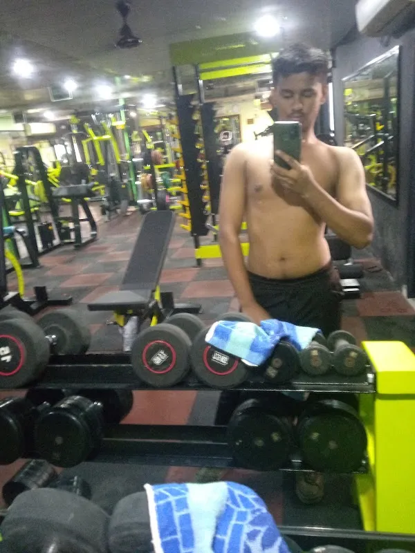 Max Fitness Studio