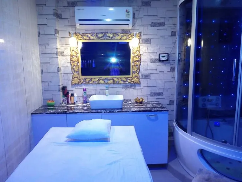Honey Bee Spa Dwarka | spa in Dwarka | body massage service in Dwarka |