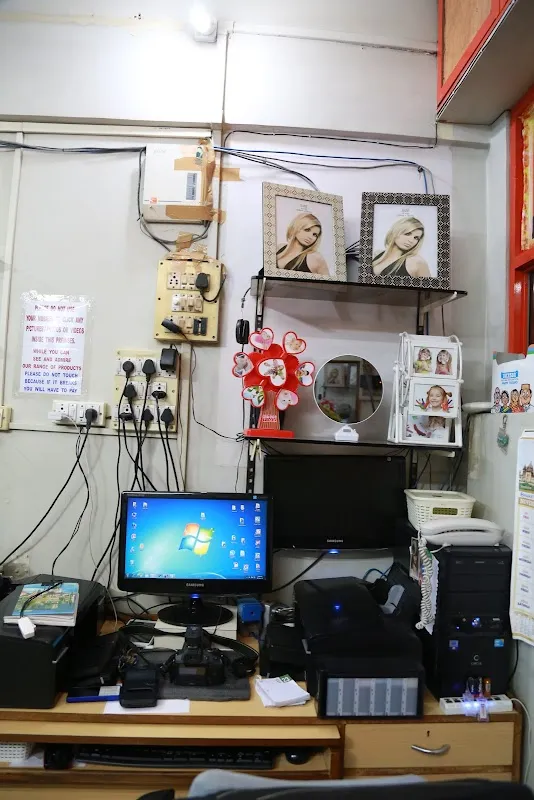 Max Photo Studio