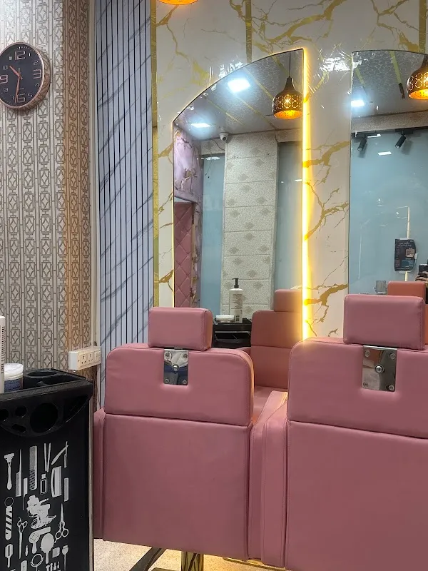 Royal Salon Mumbra