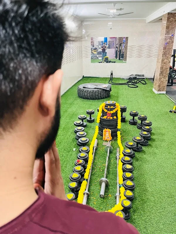 Brother’s Gym:-Best Gym in Sagarpur| Weight Loss Classes in Sagarpur| Aerobics Classes in Sagarpur