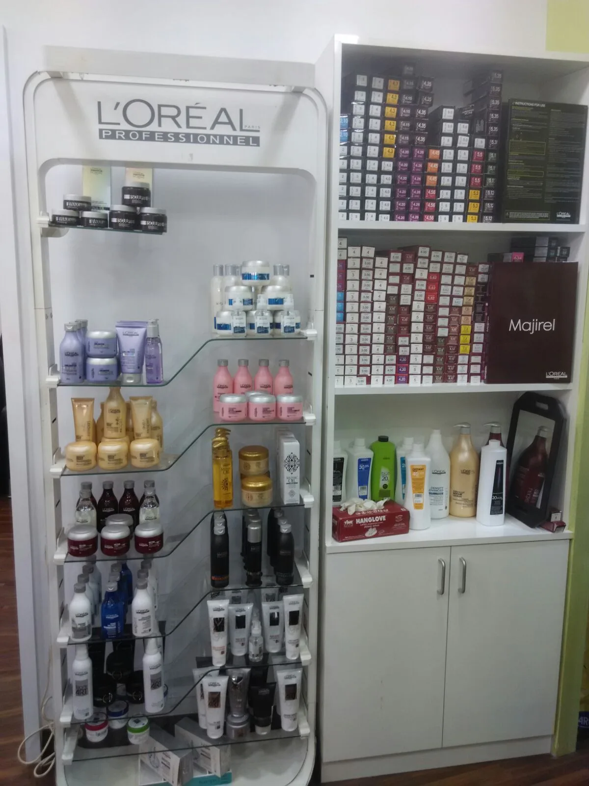 The Evolve Salon