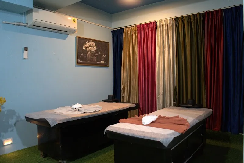 PURE BLINGS UNISEX WELLNESS SPA AND SALON