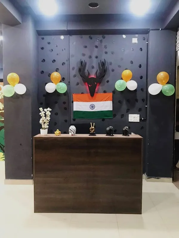 V tattoo studio