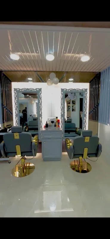 Swanky Unisex Salon
