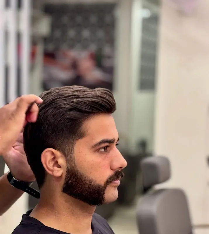 Swanky Unisex Salon