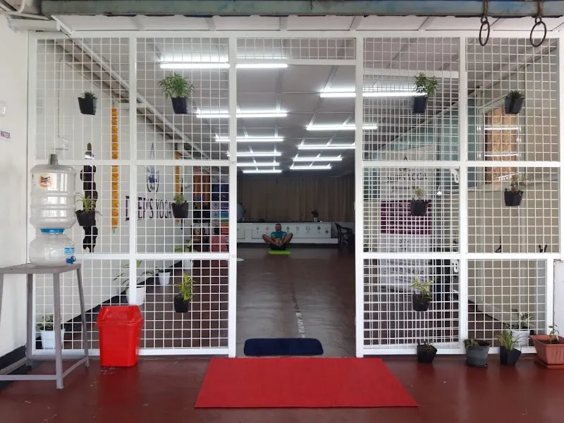 DEEP'S SCHOOL OF YOGA