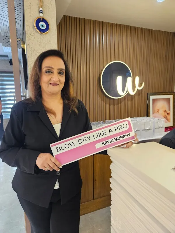 Welefull Unisex Salon | The Best Unisex Hair Salon In Punjabi Bagh, Delhi