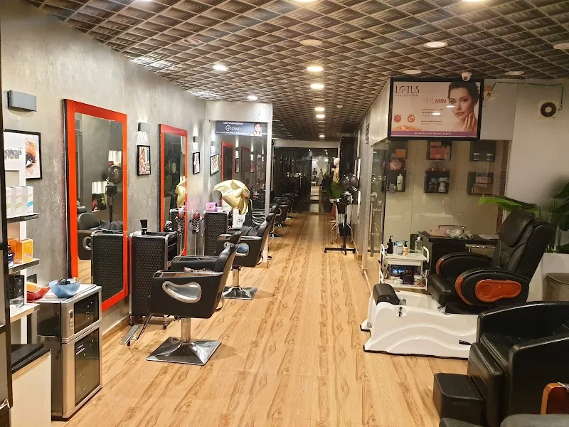 Indulge The Salon, Ram Mandir Square, Satya Nagar, Bhubaneswar