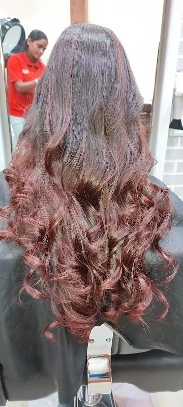 Habibs Hair & Beauty Salon, Ahmednagar