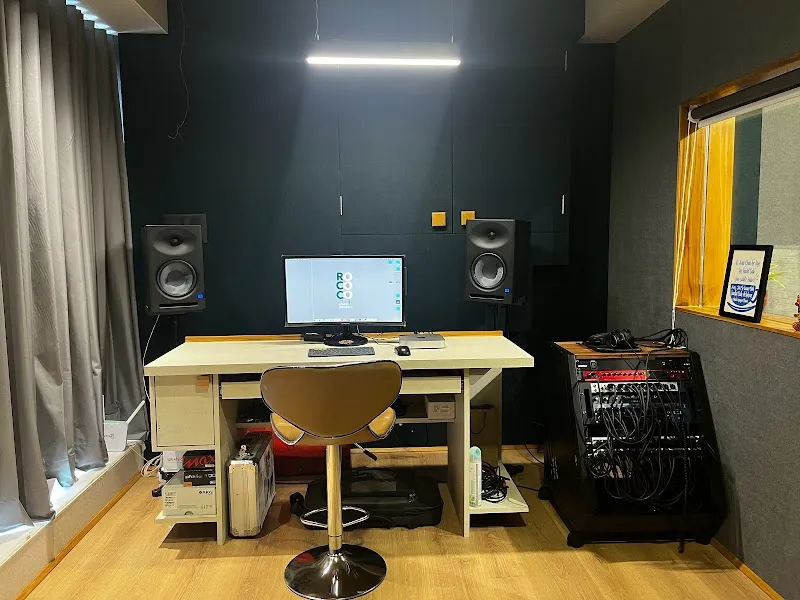 Rococo Studio & Jamspace