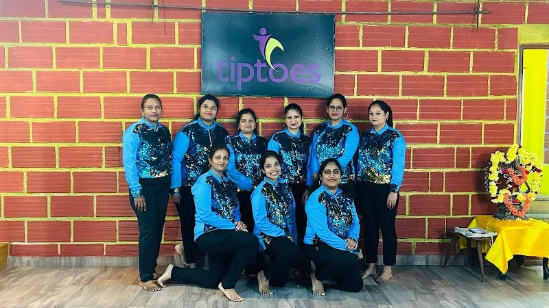 Tiptoes dance studio