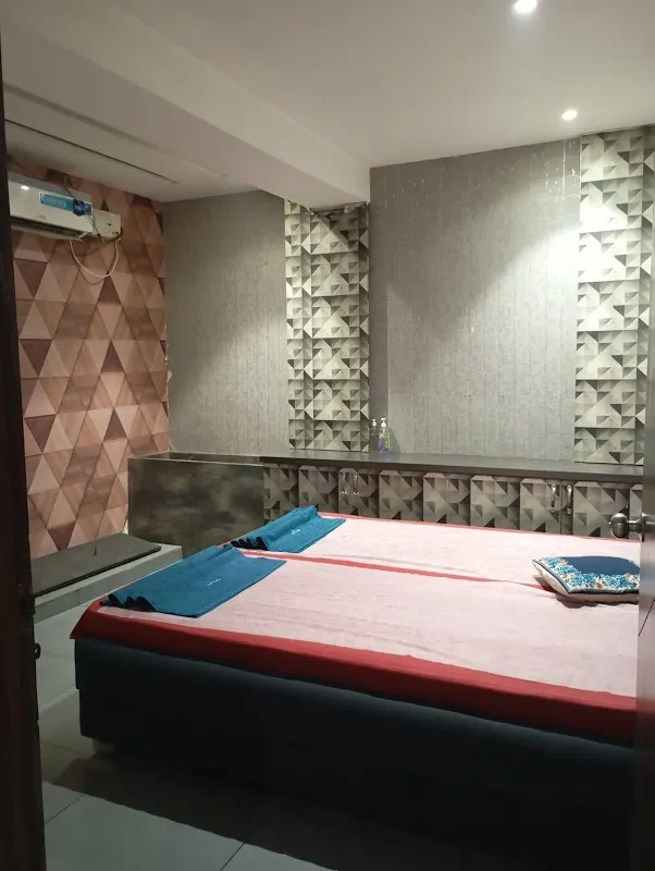Aura Vibe Wellness Spa