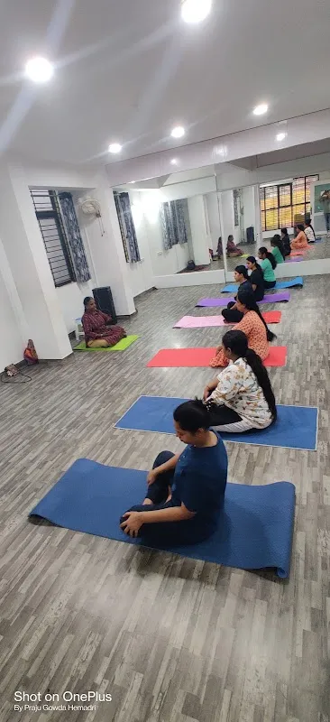 "RICHHIE'S DANCE & ARTS ACADEMY" By HEMADHRI STUDIOS