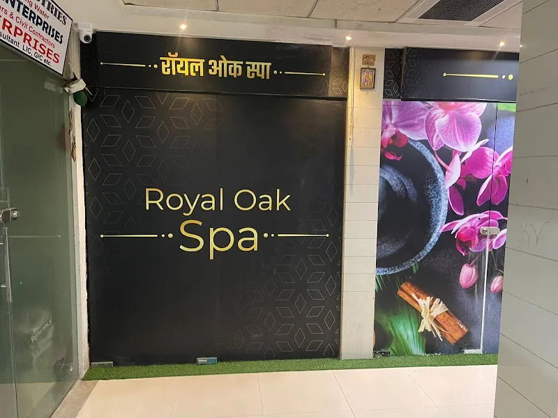 Royal Oak Spa In Gorai