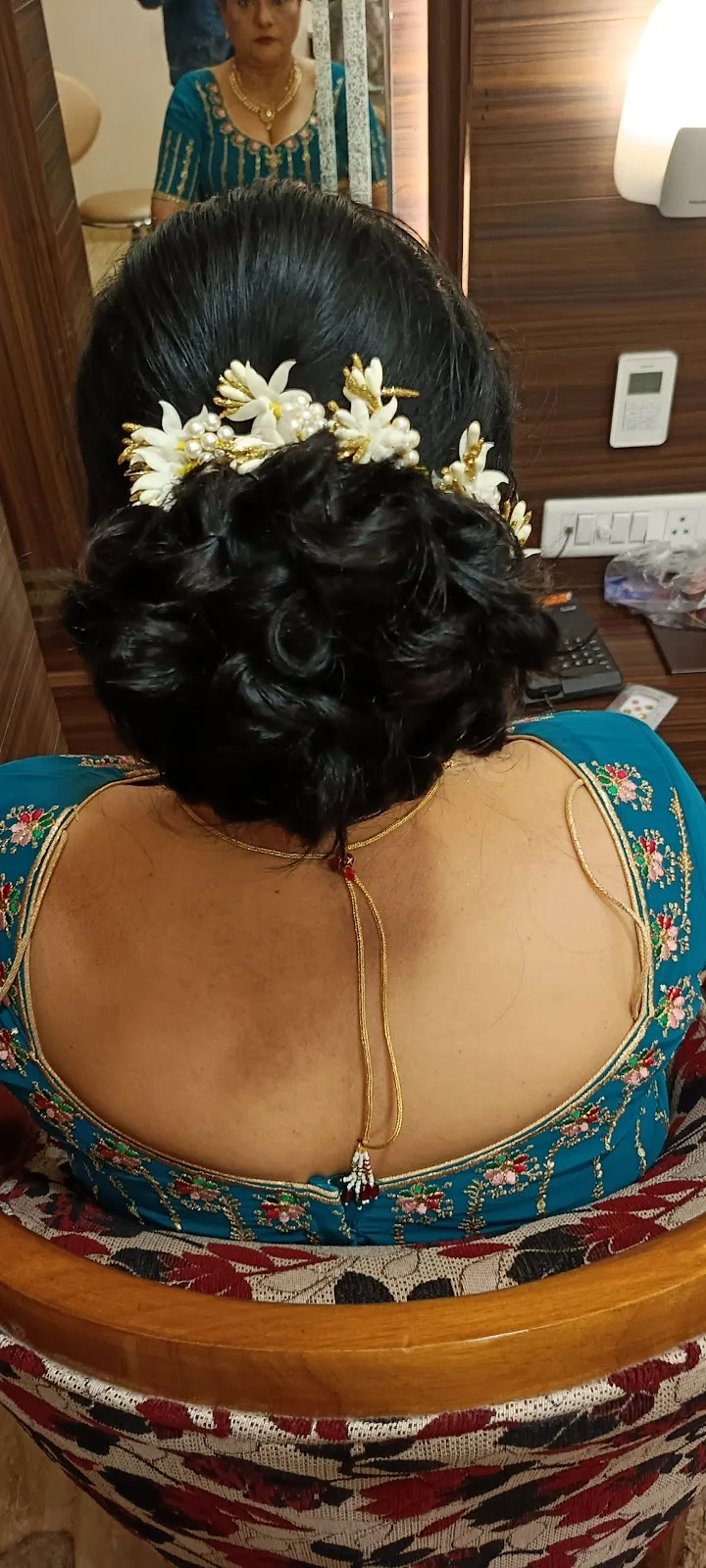 Lucknow Home Salon