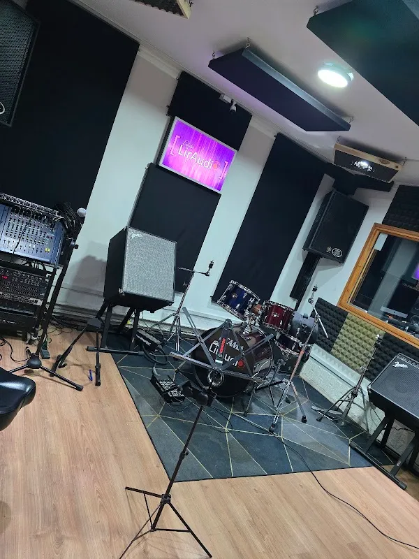 Estudio De Grabacion Liraaudio Pro