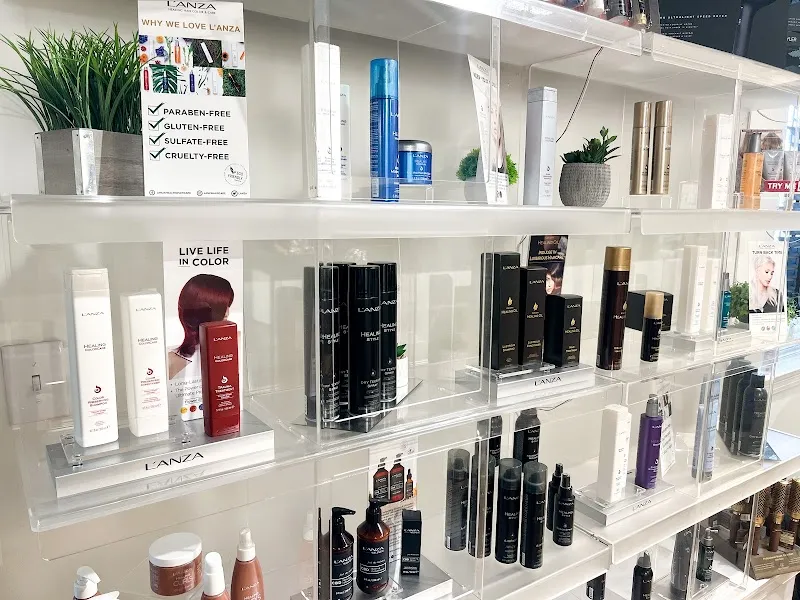 Olivialane Salon