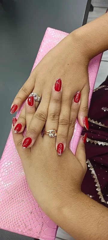 Lakme Salon For Him and Her in Saheed Nagar,Bhubaneswar