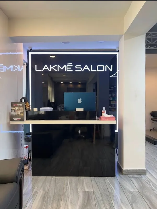 Lakme Salon For Him and Her in Saheed Nagar,Bhubaneswar