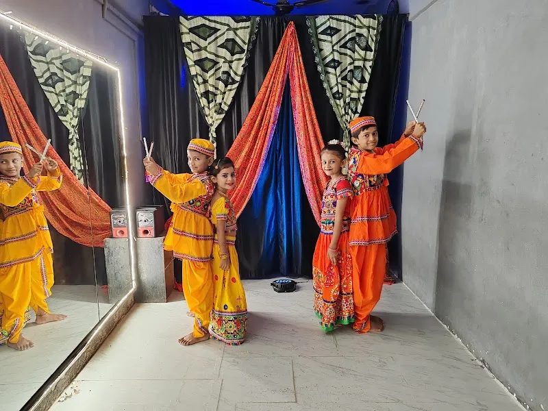 Praveen Dance Academy (PDA)