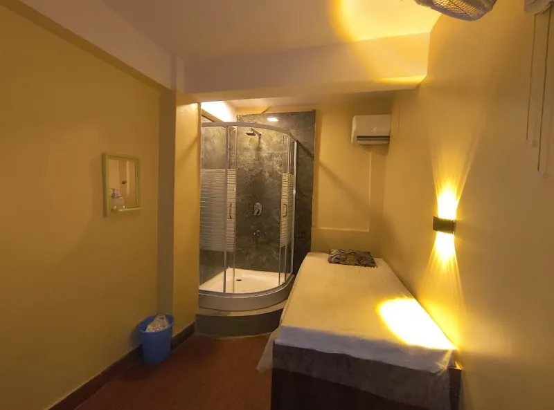 A One Massage Spa