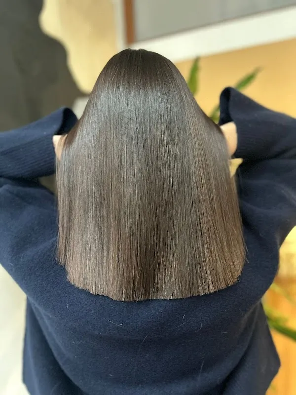 Salon Fryzjerski | Hair House Warsaw