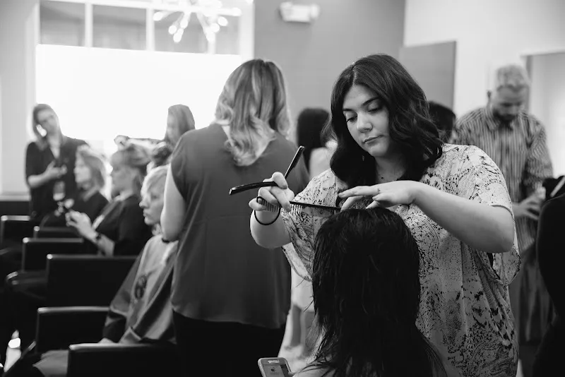 Artisan Salon LLC