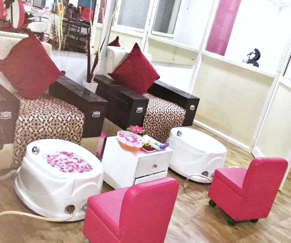 Srijes - Womens Beauty Salon and Bridal studio