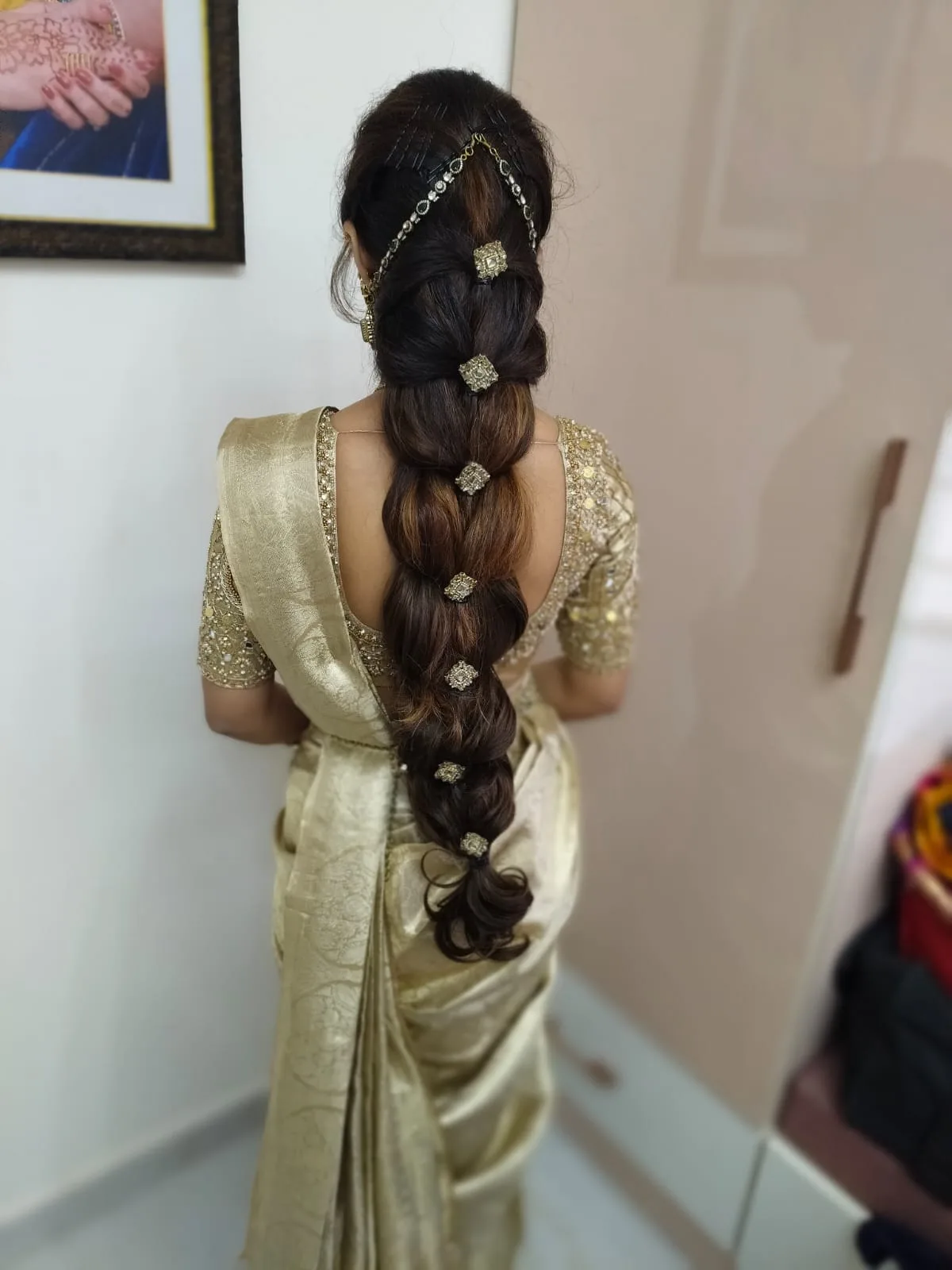 Srijes - Womens Beauty Salon and Bridal studio