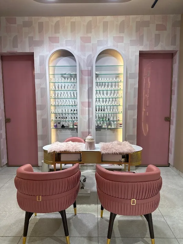 Tanash Unisex Salon