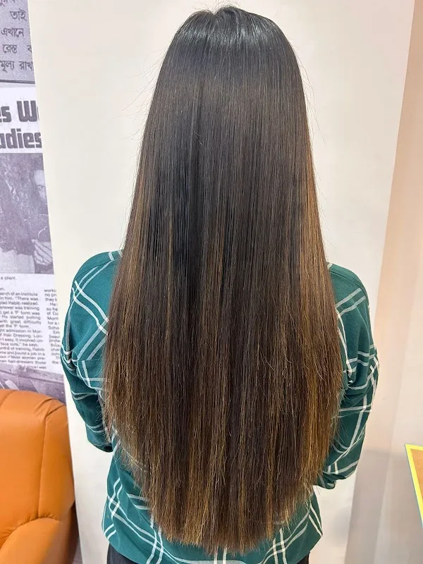 Habibs Hair And Beauty Salon Akola