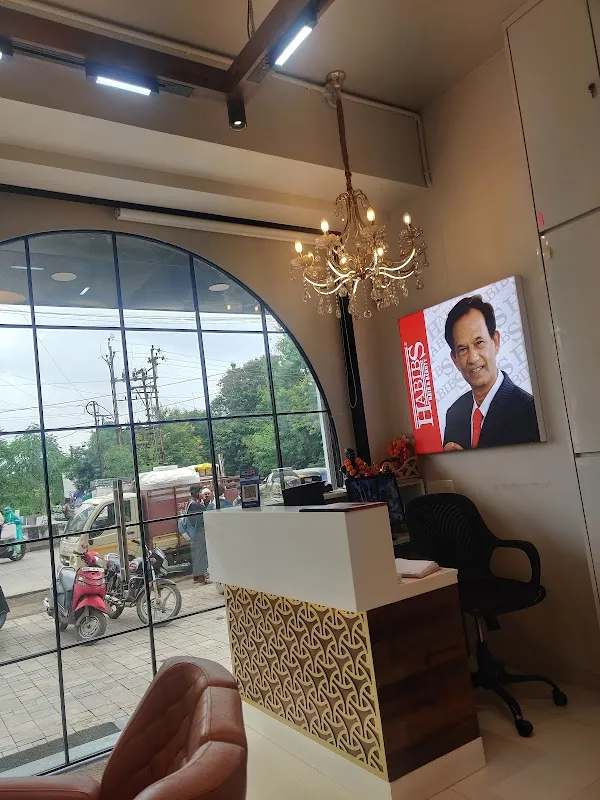 Habibs Hair And Beauty Salon Akola