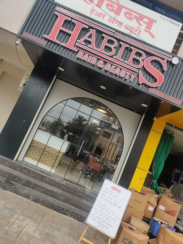 Habibs Hair And Beauty Salon Akola