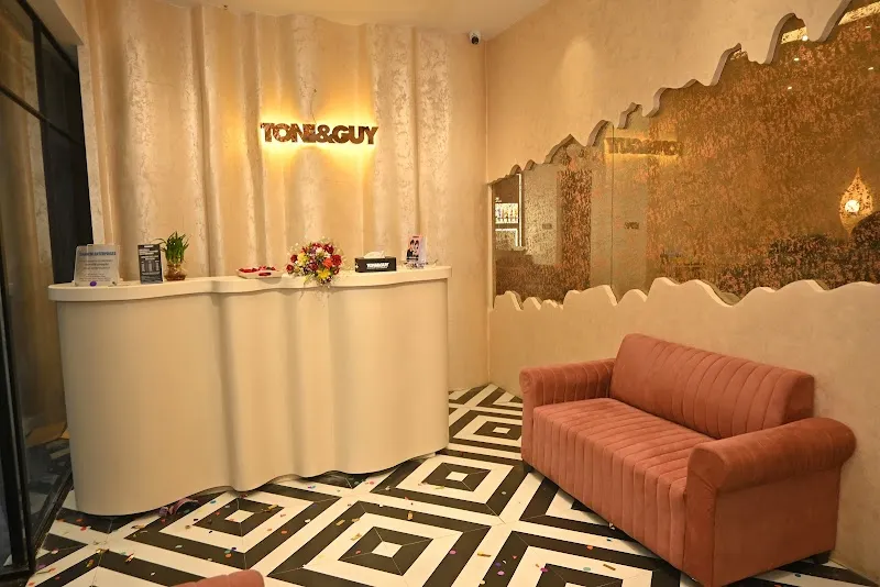 Toni & Guy Sushant Golf City Lucknow – Premium Hair & Beauty Salon