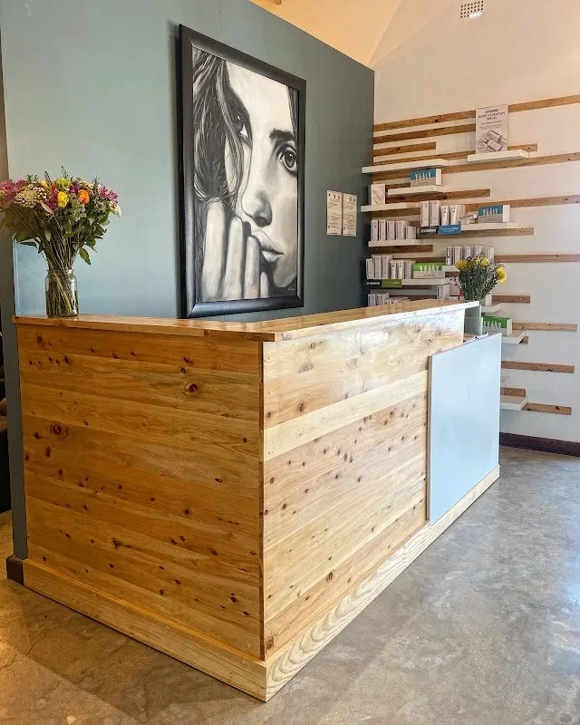Turning Heads Hair and Beauty Studio