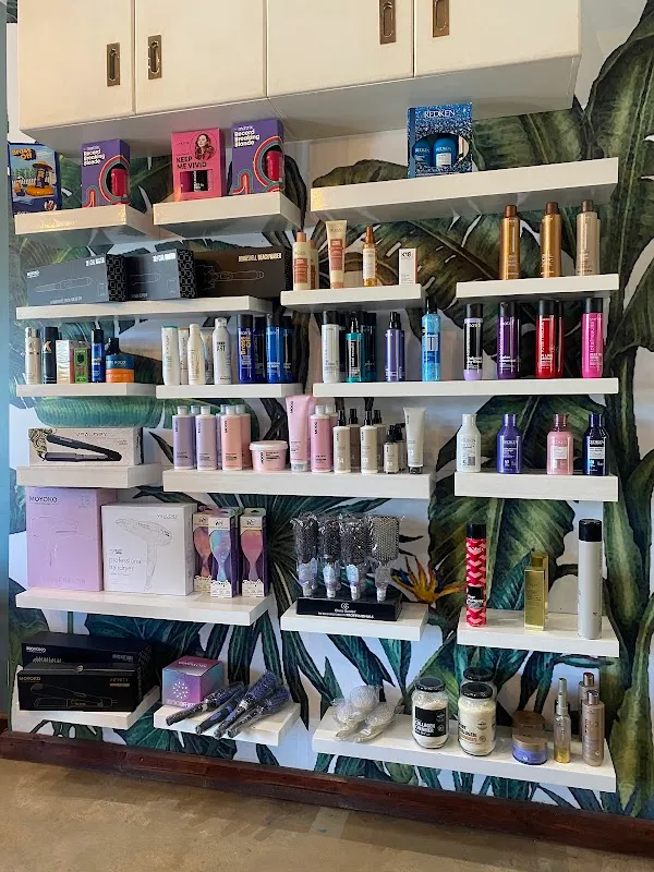Turning Heads Hair and Beauty Studio