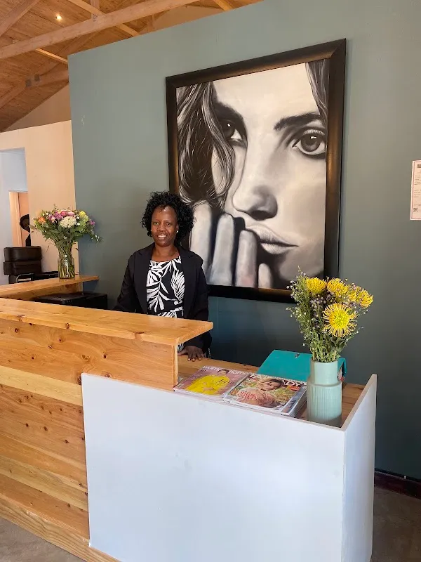 Turning Heads Hair and Beauty Studio