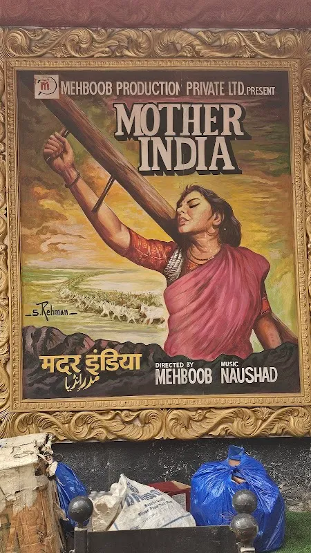 Bollywood Tour Mumbai at SJ Studios