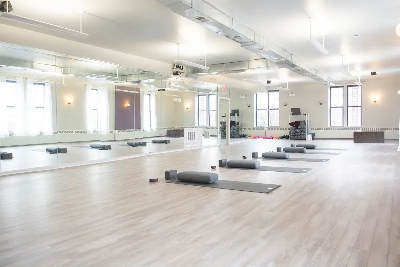 Hot Yoga Oak Park & Yoga Loft Studios