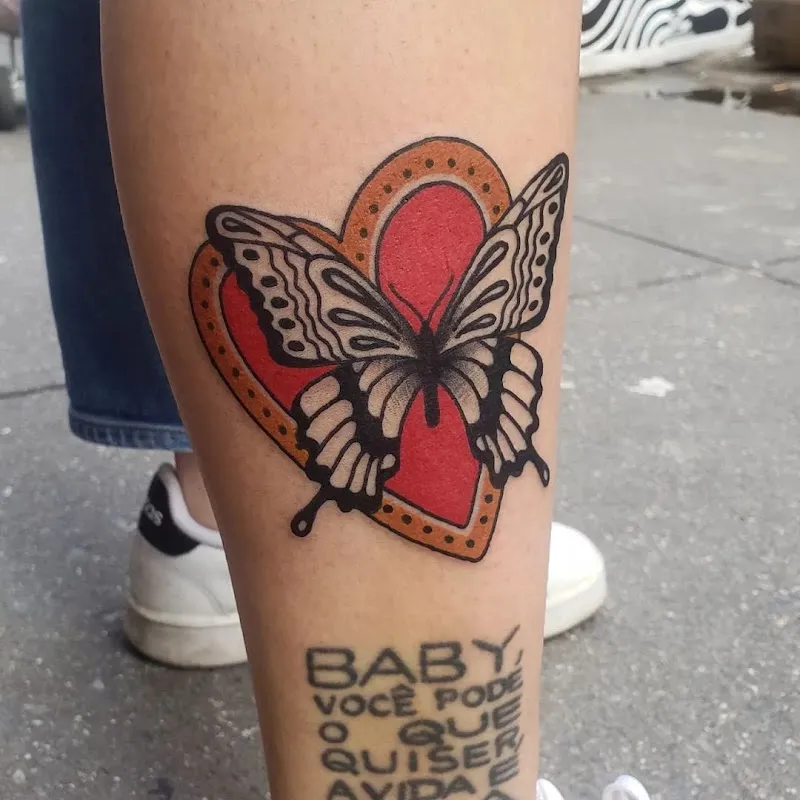 NO IDOLS TATTOO & PIERCING