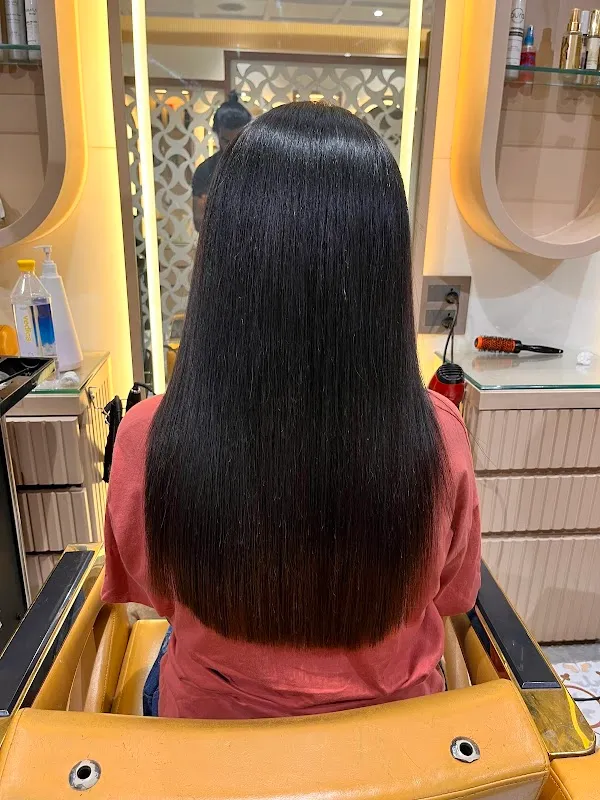 Royal Touch Salon