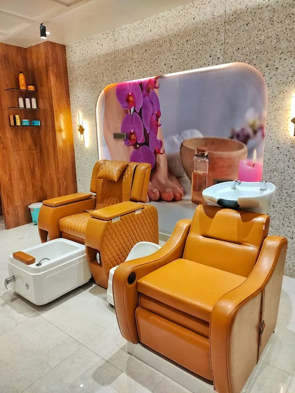 Royal Touch Salon